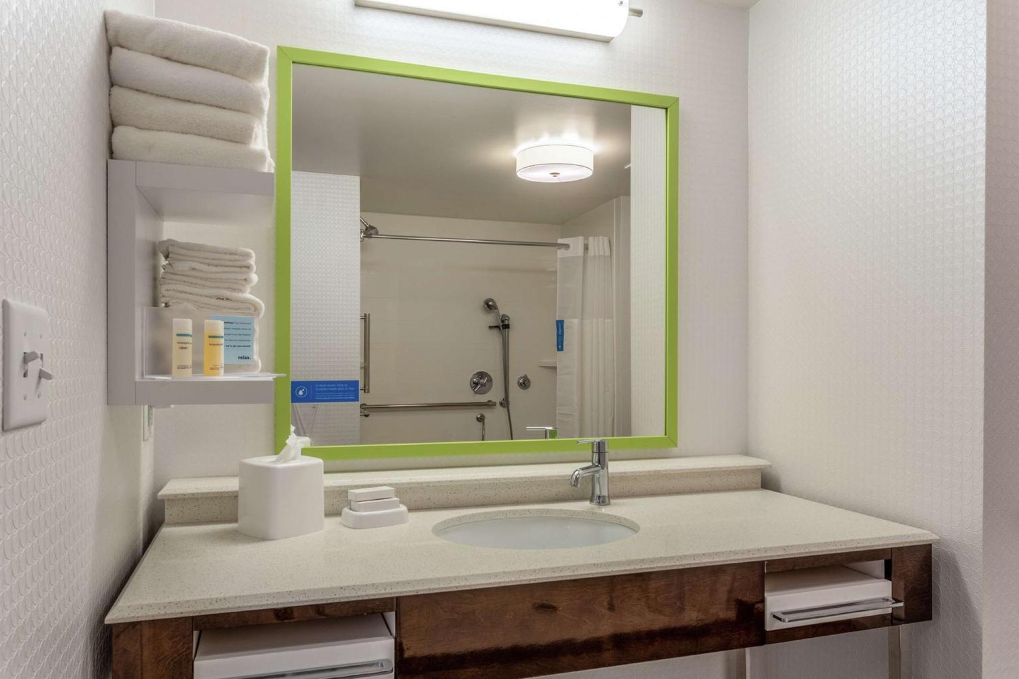 Hampton Inn & Suites Burlington Eksteriør bilde