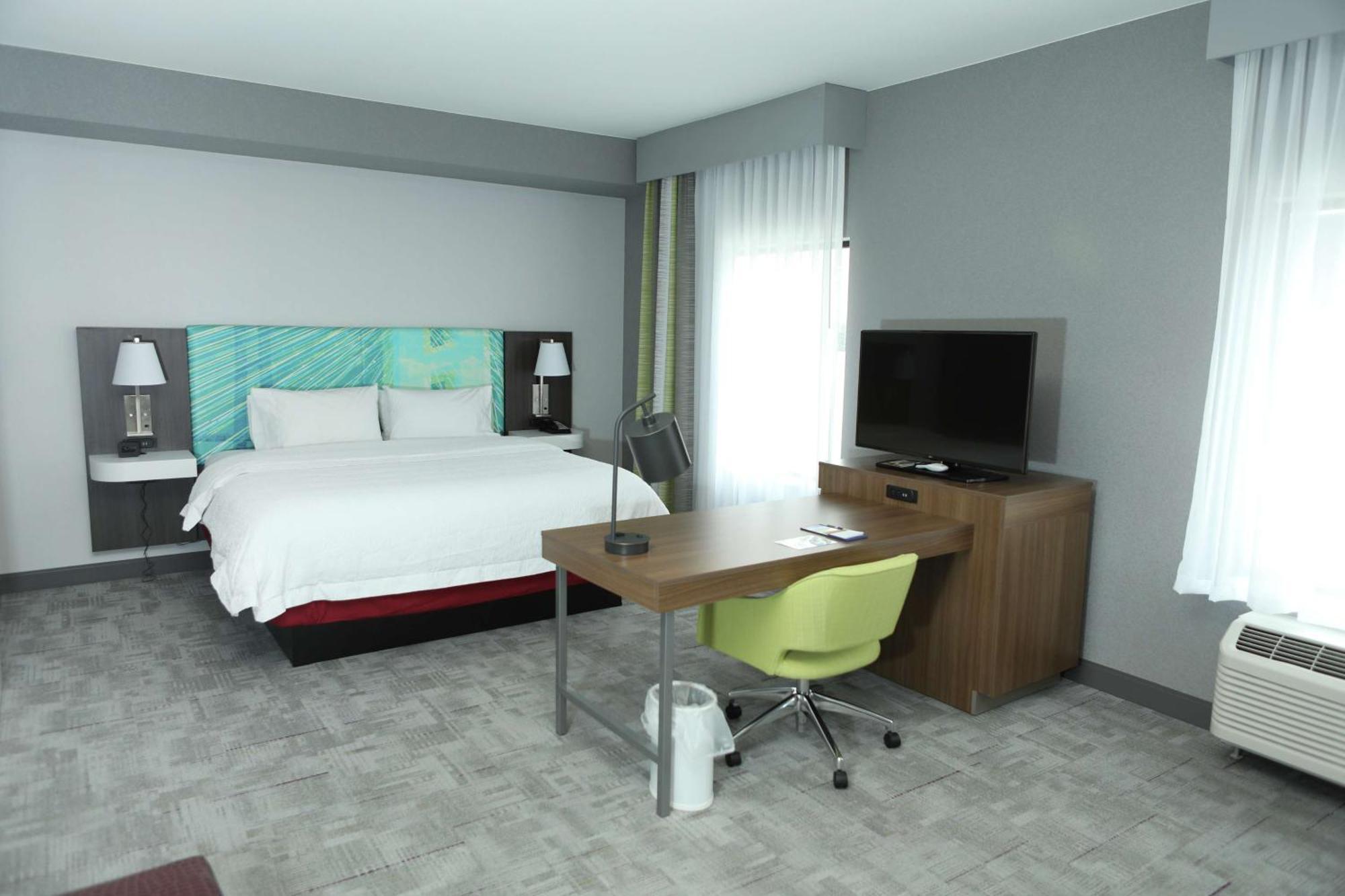 Hampton Inn & Suites Burlington Eksteriør bilde
